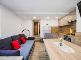 Apartment Kamrca na Kopah, hotel di Šmartno pri Slovenj Gradcu