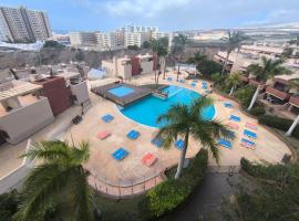 Playa Paraíso Apartamento en Adeje x、アデへのホテル