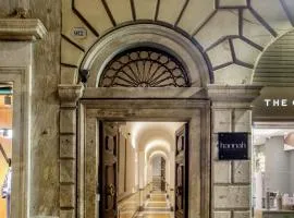 Signature Rooms by Hannah Hotels Collection