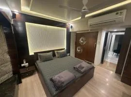 Bandra’s Prime luxurious 2 BHK