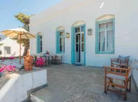 Captain's Mansion Exampela