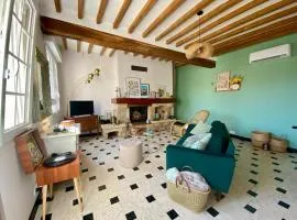 Maison chaleureuse Babyfoot, vinyles & détente