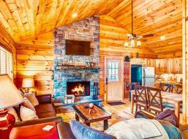 Eagles Nest 2 BR Cabin - Close to Beech Mtn, Hotel in Beech Mountain