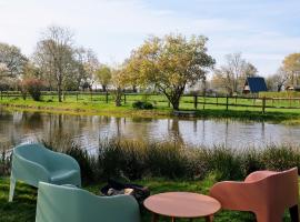 Le Nid Bohème, hotel v destinaci Gisay