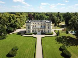 Le Boulay-Morin에 위치한 호텔 Chateau du boulay morin