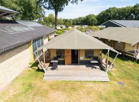 Camping de Molenhof - Tentlodge 6p, Hotel in Reutum