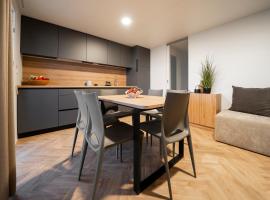 Punta Falconera camping & village, hotel u gradu Kaorle