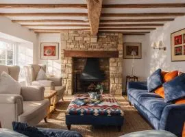 Cotswolds 4BR Family House - Garden & Quiet View