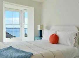 Finest Retreats - Captains No 9