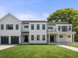 Elegant Modern Retreat with Hot Tub and Game Room