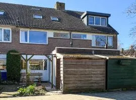 Awesome Apartment In Broek In Waterland With Wifi