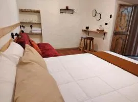 KANTIQ House