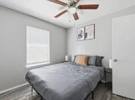 Charming 2-bedroom 1-bath with modern style appeal