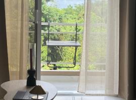 Luxury apartment in a quiet area, hotel a La Grúa