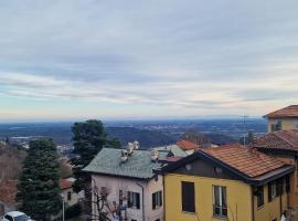 Brunate Funicolare Apartament, Hotel in Brunate