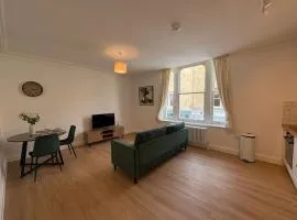 Alma Vale Flat 1B