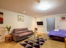 Urban Nest 1 Bed Apartment, hotel v destinácii Midland