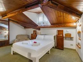 Hostly The Citrus Garden