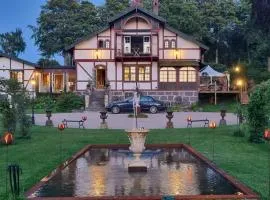 Villa With Own Jetty By Limestone Lake In Balsvik