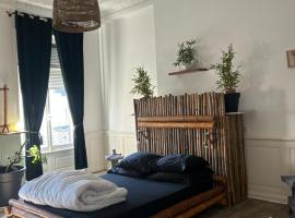 Hôtel Le 43, hotel di Luxeuil-les-Bains
