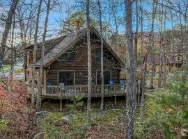 Lazy Bear Retreat - Wifi, Pet Friendly, Grill, Fire Pit, Fireplace, Deck, Golf, Hiking