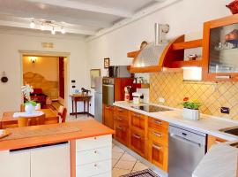 Splendido appartamento tra mare e storia, Hotel in Sorso