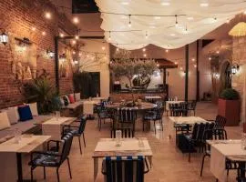 Atrium Suites Taş Konak