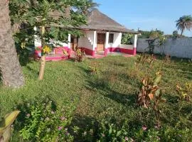 Demba Dou Suites Gardens