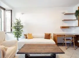 Stylish & Colorful Open Space - Sleeps 5