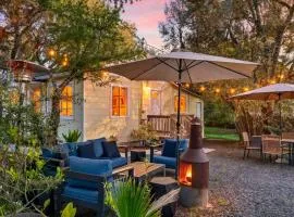 Grapevine Cottage by AvantStay