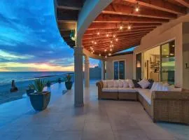 One of a Kind Beachfront Home Estrella del Mar
