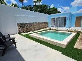Casa Josefina Authentic Yucatecan Home with Pool & Rooftop
