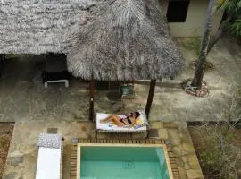 1, 2 bed bungalow Watamu