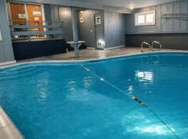 Dog Friendly Indoor Pool Pool Table Slps 22
