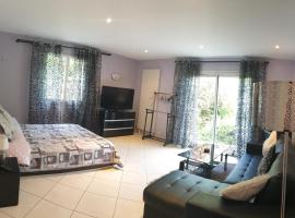 STUDIO Confort, hotel a Corbeil-Essonnes