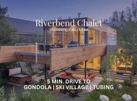 Luxury Riverfront Chalet: Winter Park şehrinde bir otel