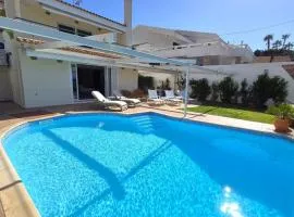 Holiday villa SUNJOY close to the beach