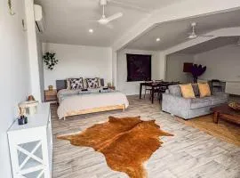 The Palms – Stylish Studio Retreat Near Yeppoon