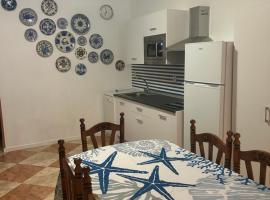 Elsa y Mar, Hotel in Garrucha