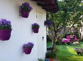 Albergue el castillo โรงแรมในบียาฟรันกา เดล เบียร์โซ