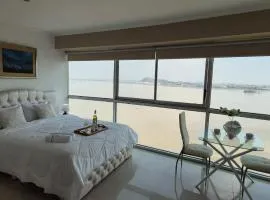 Ecusuites Riverfront Horizon Puerto Santana 1206