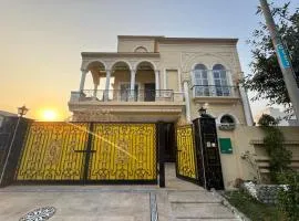 6-BedRoom house in Bahria