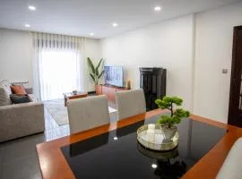 Matriz Inn III - Apartamento T3 no Centro de Fafe
