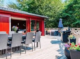 5 star holiday home in HÖÖR-By Traum
