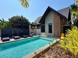 AURA STAY - HeyLanna Private Family Pool Villa walk to Kad Farang