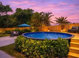 Serene Pool Hideaway 3BR Beach & Downtown Nearby
