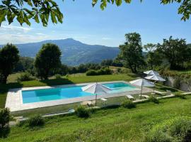 Mountain Farmhouse Between Parma And Cinque Terre, מלון בSolignano