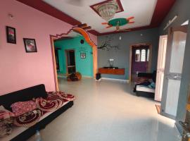 Chennupalli Home stay, hotel v destinaci Chīrāla