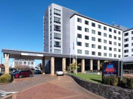 Novotel Rotorua Lakeside، فندق في روتوروا
