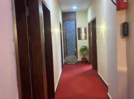 SPOT ON Hotel JP, hotel en Morbi